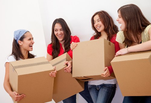 Removal van service supporting a local relocation in Twickenham
