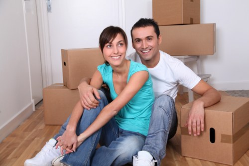Local Twickenham street suitable for fast removal logistics