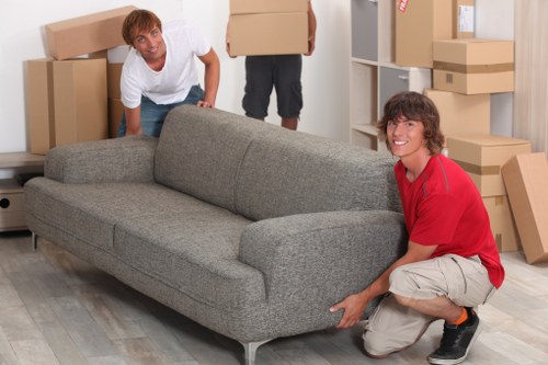 Local removal truck hire service supporting moves in Twickenham